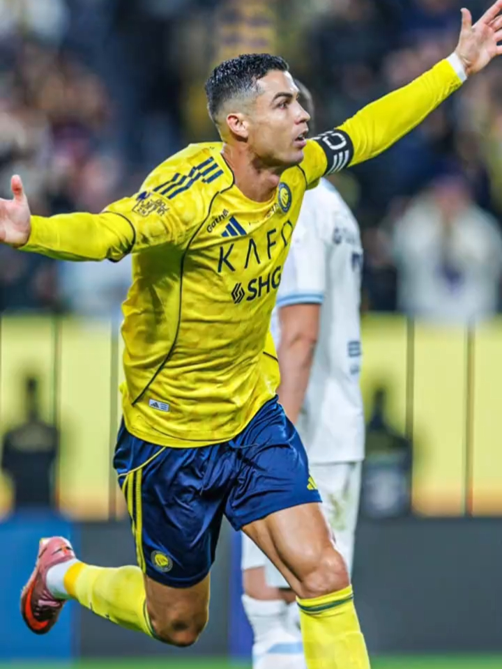 C罗新星势不可挡表现惊艳,公牛未来可期!的简单介绍 C罗新星势不可挡表现惊艳,公牛未来可期!的简单介绍